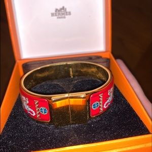 Hermès elephant enamel bangle.